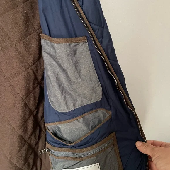 Peter Millar Essex Quilted Vest - Picture 8 of 12